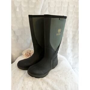 Noble equestrian tall women’s boots size 8 all season Green neoprene rubber